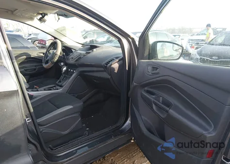 2016 Ford Escape S из США, поврежденный, VIN 1FMCU0F76GUA99833